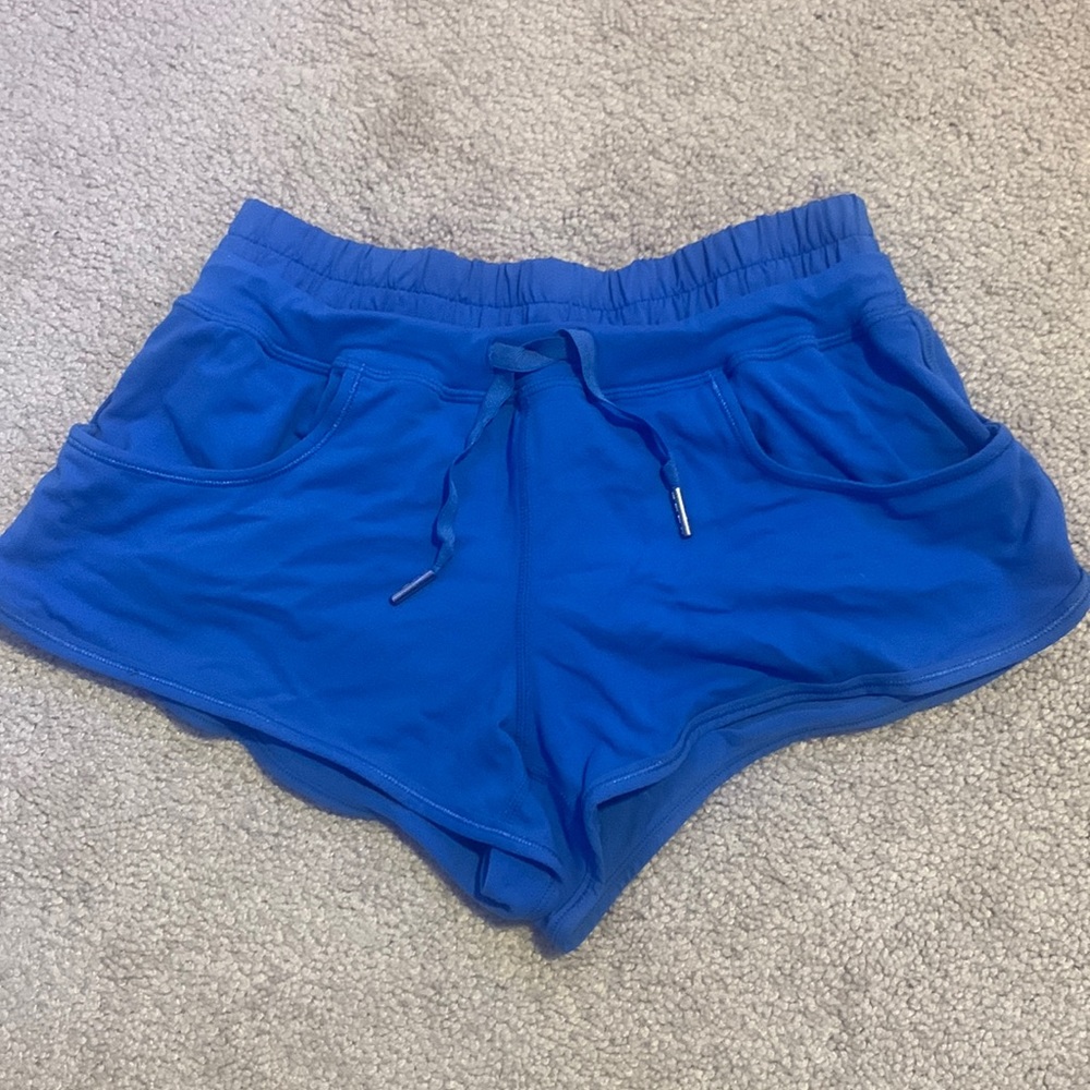 Lululemon royal blue shorts in a size 2